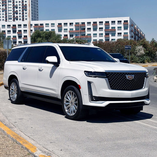 Renta Cadillac con chofer - Escalade ESV Premium Luxury Blindada 3 Plus para 7 pasajeros