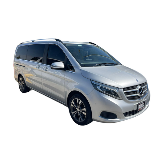Renta de Camioneta Mercedes Benz para 7 pasajeros (Vito)