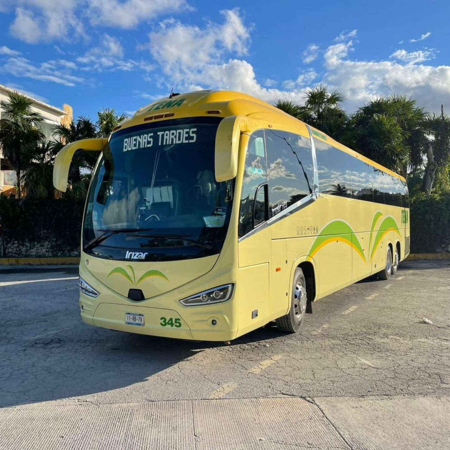 Renta de Autobus para 45 pasajeros (IRIZAR i5)